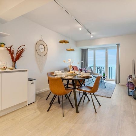 Seagusta - Sea View Apartment In Middelkerke Bagian luar foto